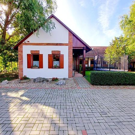 Akacos Tanya Es Vendeghaz Otel Marok Dış mekan fotoğraf